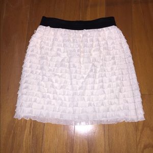 Xhilaration white ruffled skirt size M